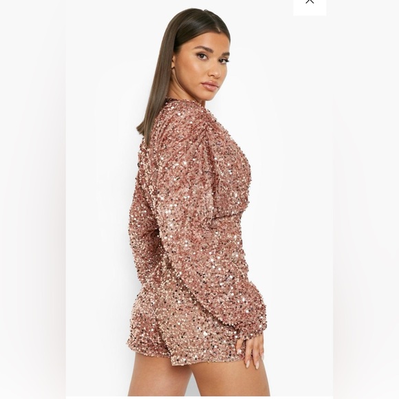 Sold!SEQUIN PLUNGE BATWING ROMPER - Picture 3 of 4